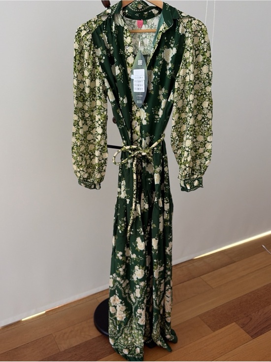 FARM Rio Dresses & Skirts - FARM Rio Green Floral Shirt Maxi Dress